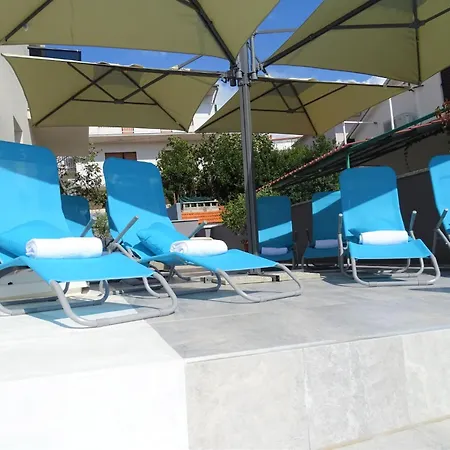 Veronique1 Mit Pool By Interhome Apartamento
