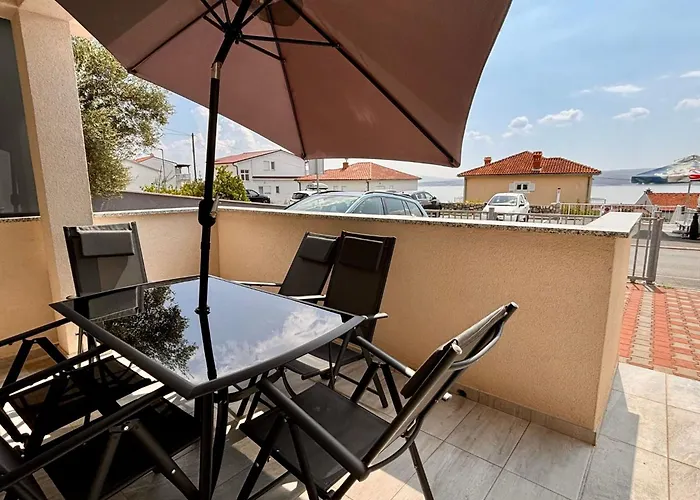 Apartman Veronique1 Mit Pool By Interhome Dramalj