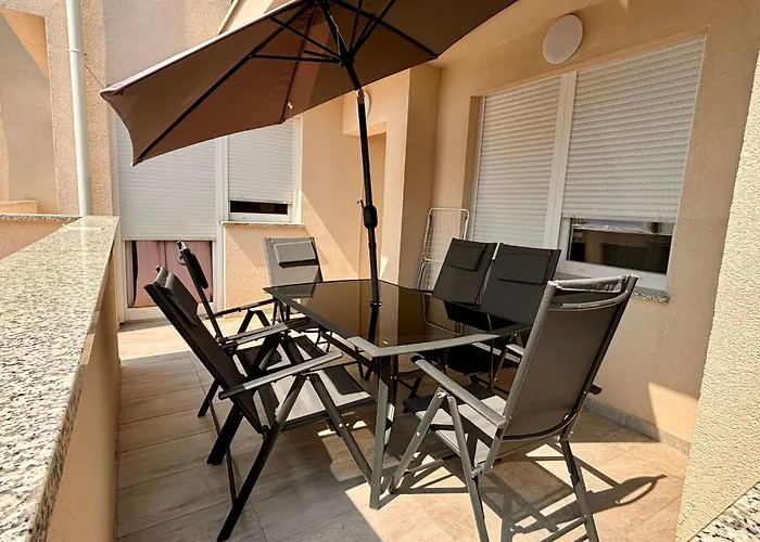 Veronique1 Mit Pool By Interhome *