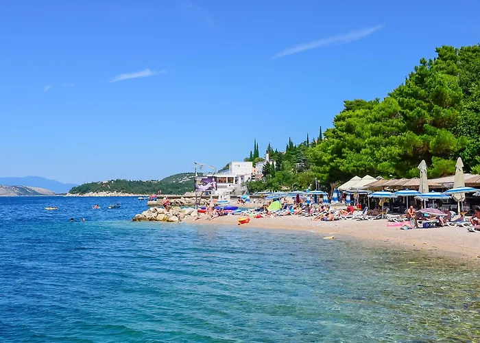 شقة Veronique1 Mit Pool By Interhome